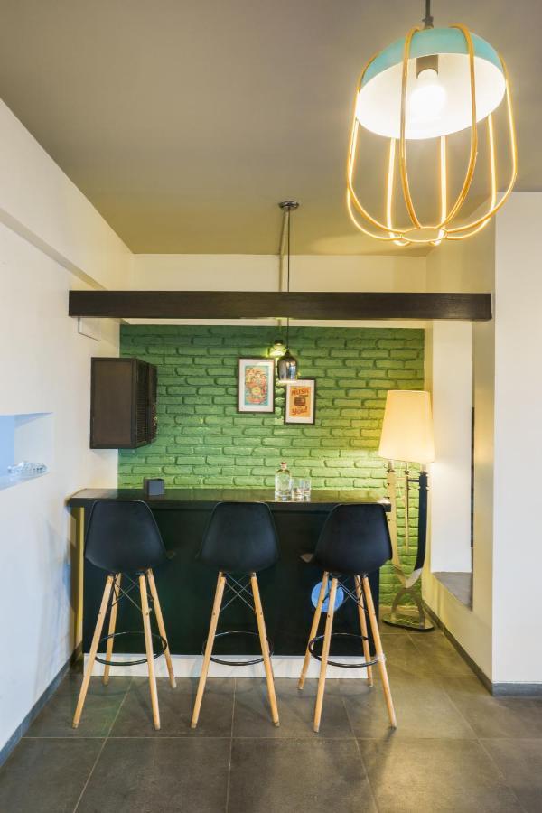 Grey Stone - Lakefront Penthouse Family Rooms Kolhapur Ngoại thất bức ảnh